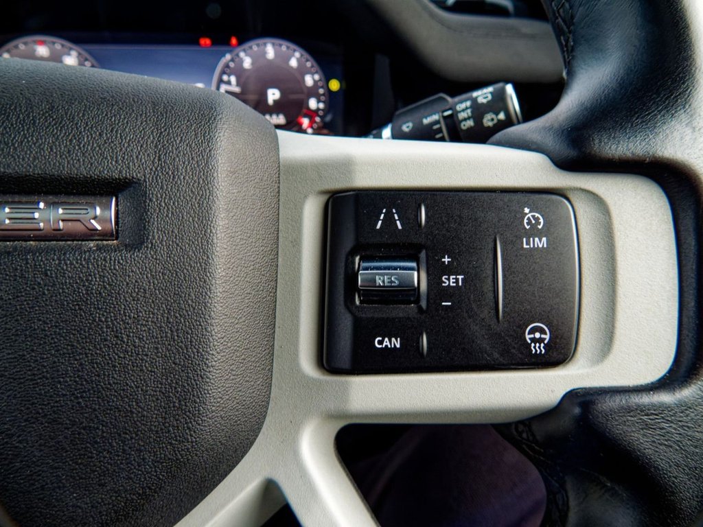 Used Land Rover Defender 2022 for sale - 76962109: Photo 41