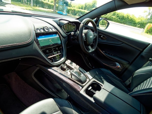 Used Aston Martin DBX 2023 for sale - 75181867: Photo 32