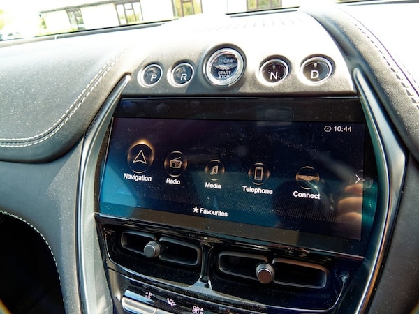 Used Aston Martin DBX 2023 for sale - 75181867: Photo 44