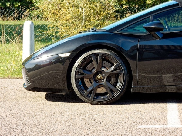 Used Lamborghini Gallardo 2006 for sale - 74460381: Photo 13