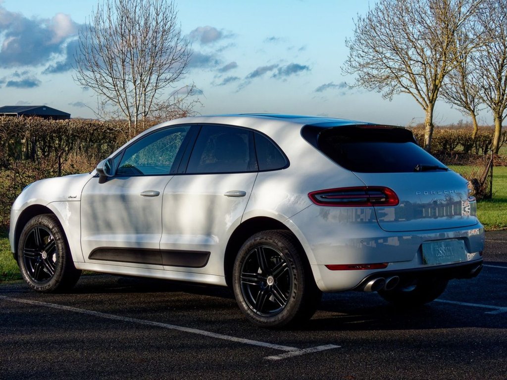 Used Porsche Macan 2017 for sale - 76820843: Photo 11