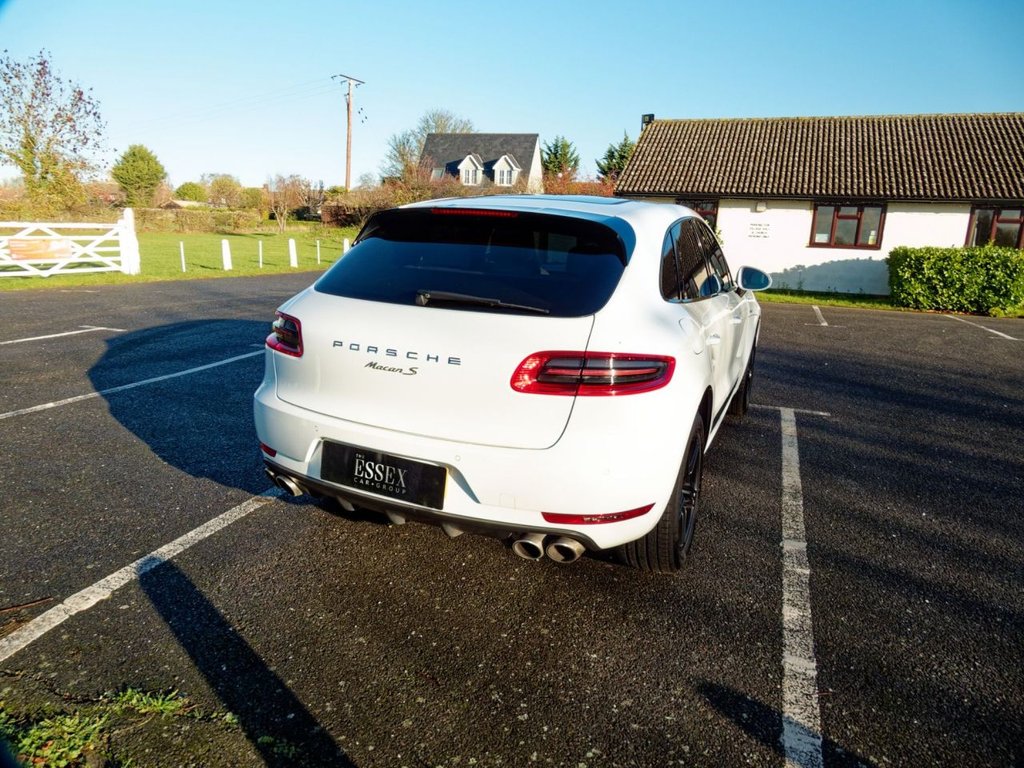 Used Porsche Macan 2017 for sale - 76820843: Photo 22
