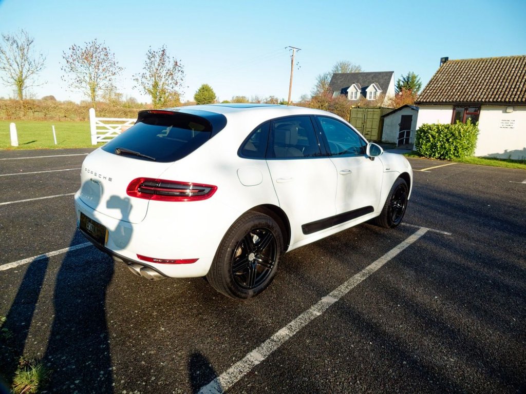 Used Porsche Macan 2017 for sale - 76820843: Photo 23