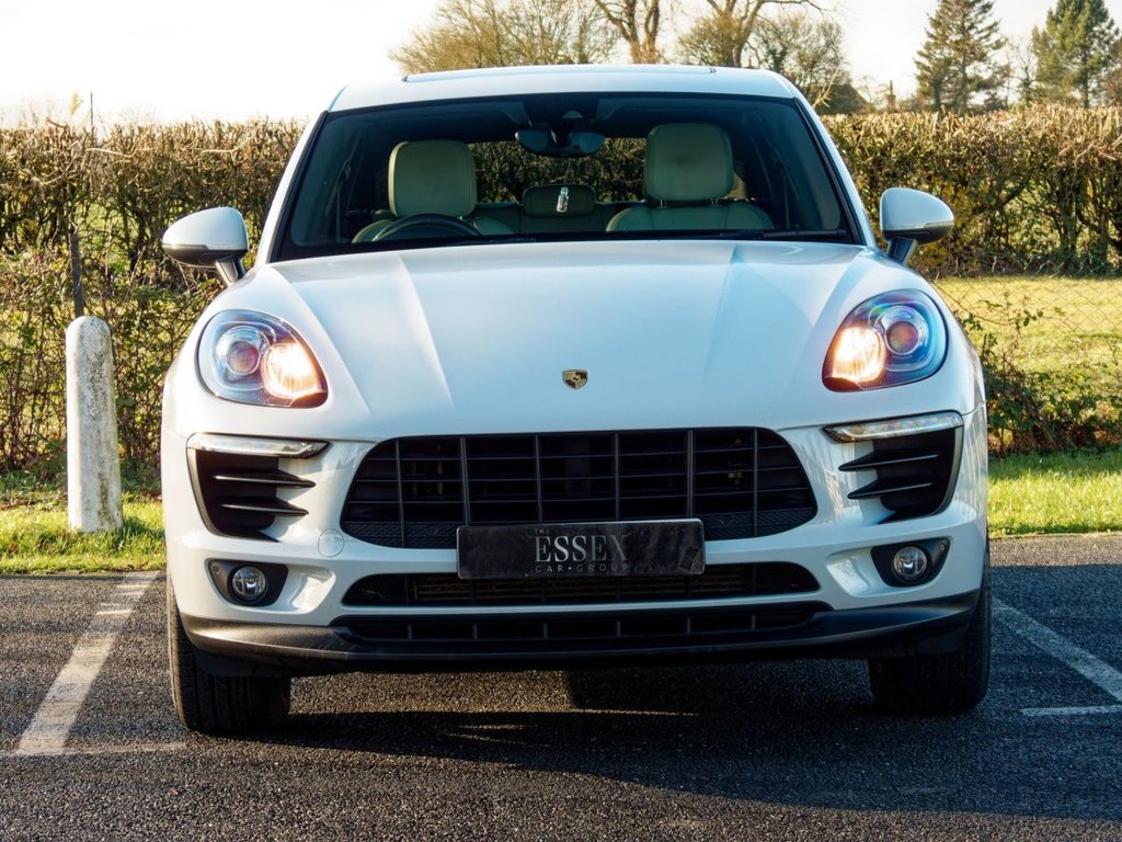 Used Porsche Macan 2017 for sale - 76820843: Photo 3