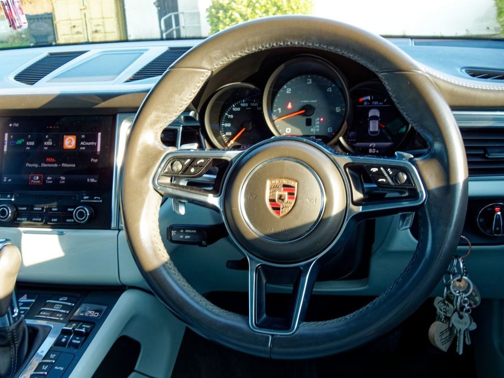 Used Porsche Macan 2017 for sale - 76820843: Photo 34