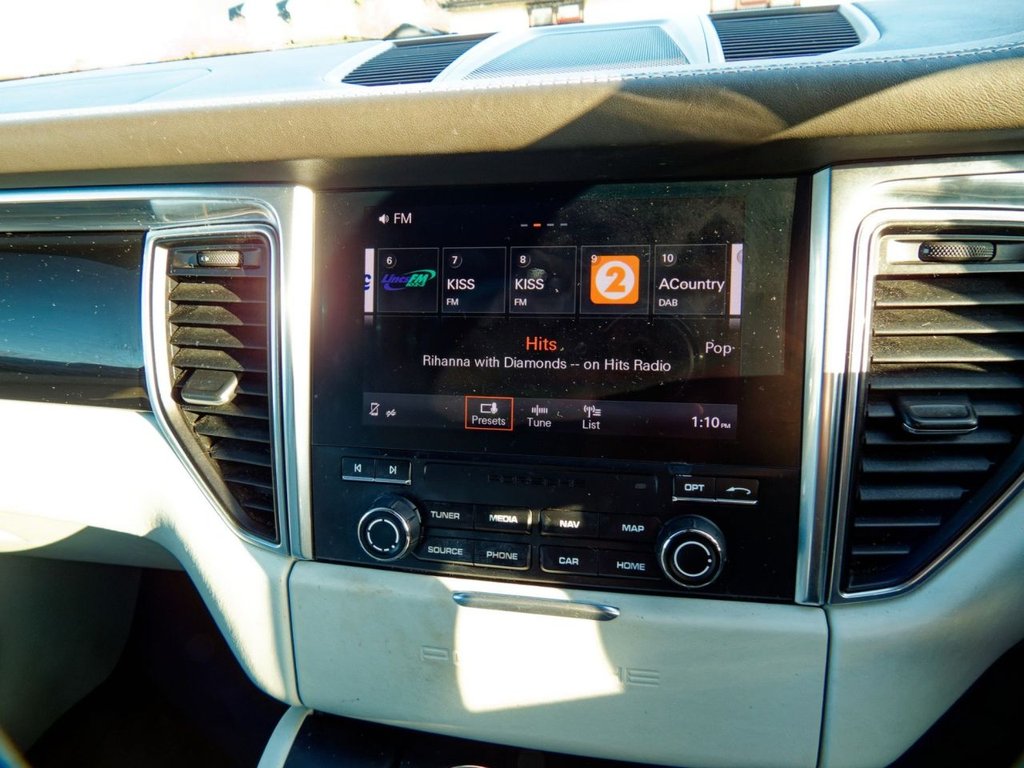 Used Porsche Macan 2017 for sale - 76820843: Photo 40