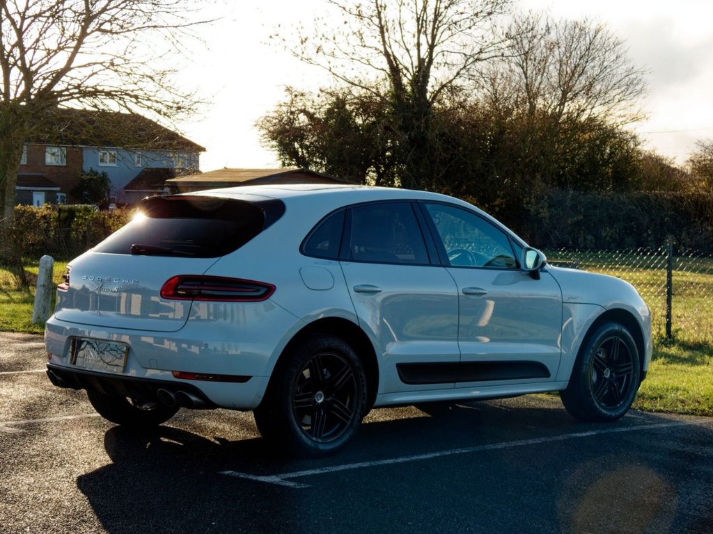 Used Porsche Macan 2017 for sale - 76820843: Photo 9