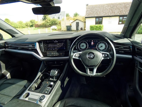 Used Volkswagen Touareg 2018 for sale - 72493343: Photo 33