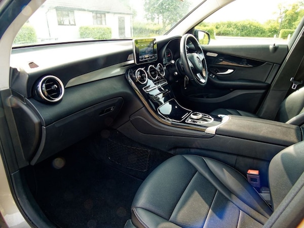 Used Mercedes-Benz GLC 2019 for sale - 74904074: Photo 28
