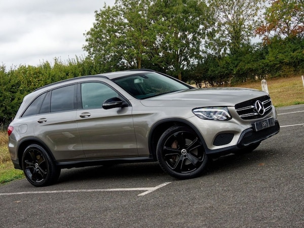 Used Mercedes-Benz GLC 2019 for sale - 74904074: Photo 2
