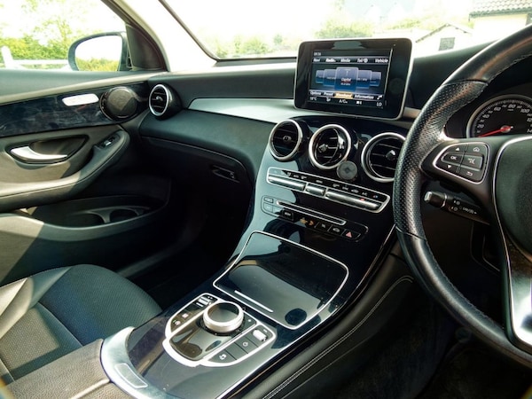 Used Mercedes-Benz GLC 2019 for sale - 74904074: Photo 38