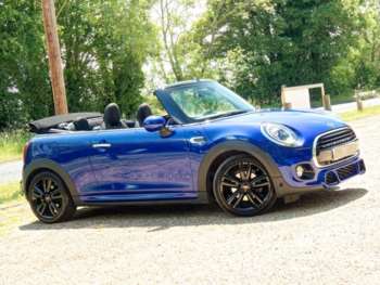 Used MINI Convertible 2019 for sale - 75047180: Photo