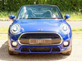 Used MINI Convertible 2019 for sale - 75047180: Photo