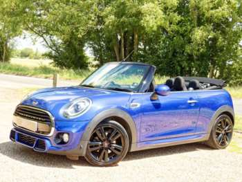 Used MINI Convertible 2019 for sale - 75047180: Photo