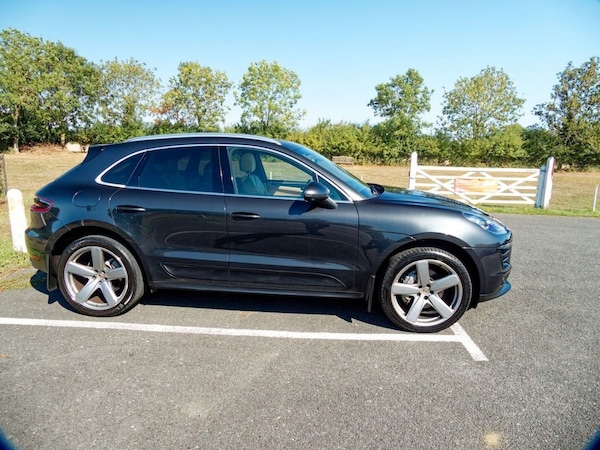 Used Porsche Macan 2017 for sale - 75685148: Photo 24