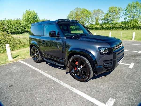 Used Land Rover Defender 2022 for sale - 74628010: Photo 24