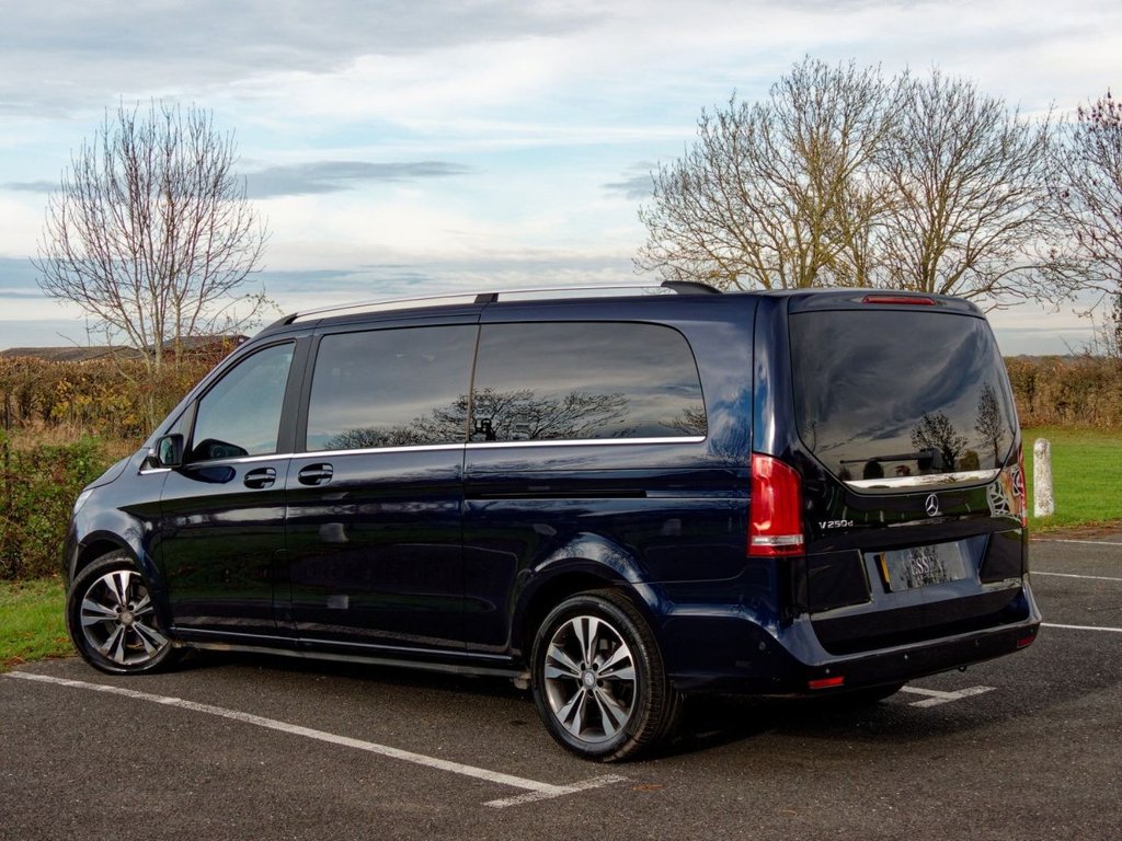 Used Mercedes-Benz V-Class 2016 for sale - 76482189: Photo 12