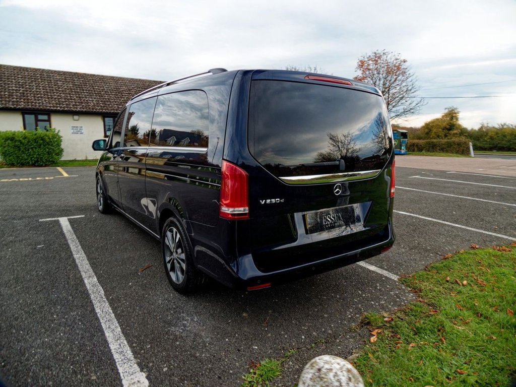 Used Mercedes-Benz V-Class 2016 for sale - 76482189: Photo 20