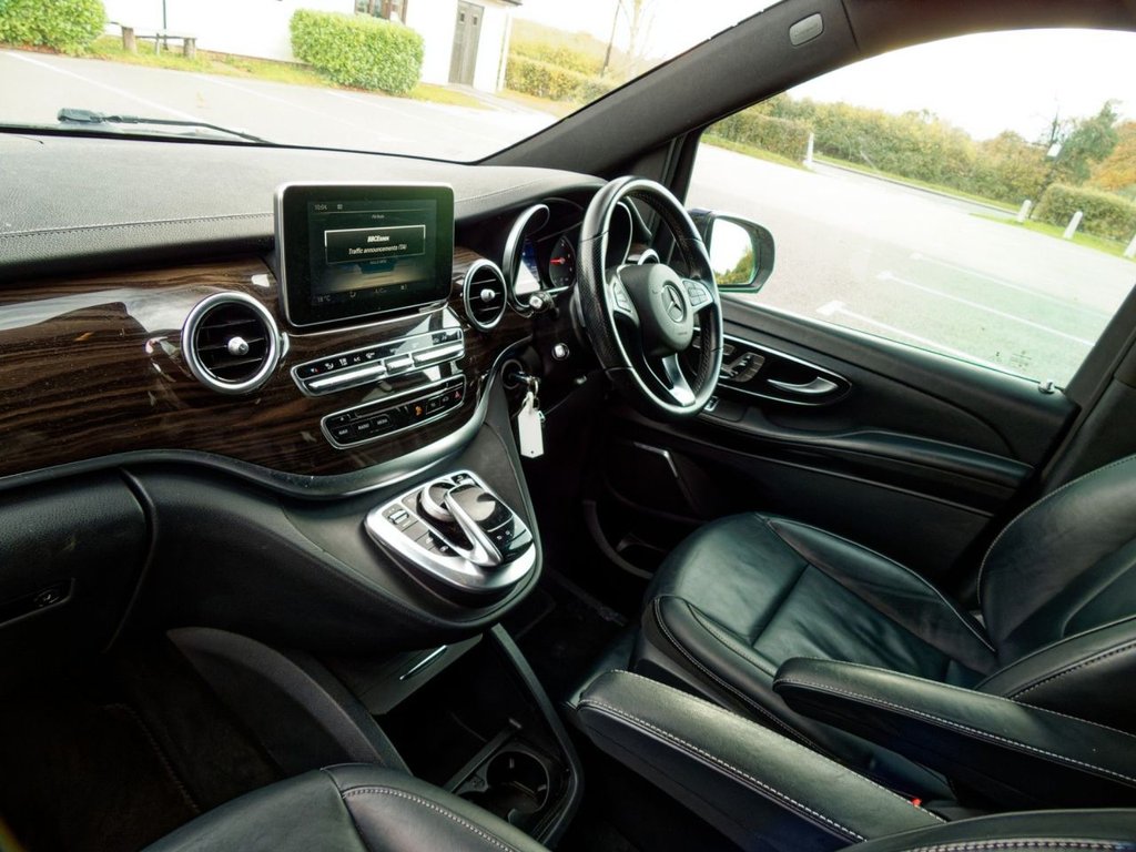 Used Mercedes-Benz V-Class 2016 for sale - 76482189: Photo 33