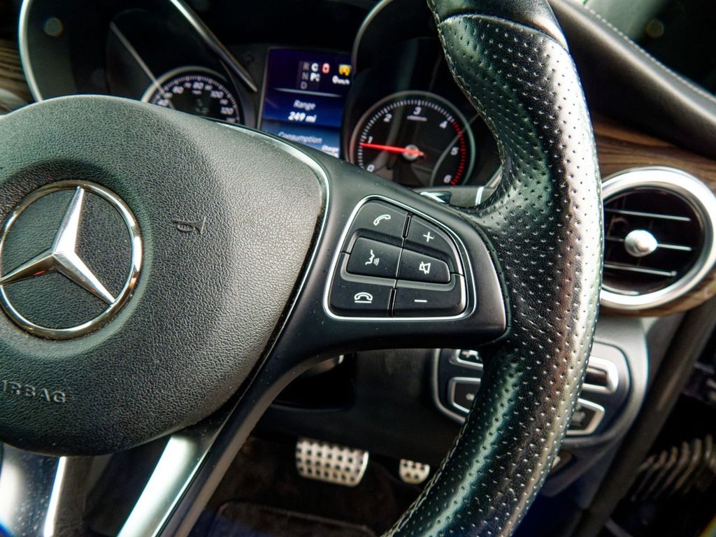 Used Mercedes-Benz V-Class 2016 for sale - 76482189: Photo 40