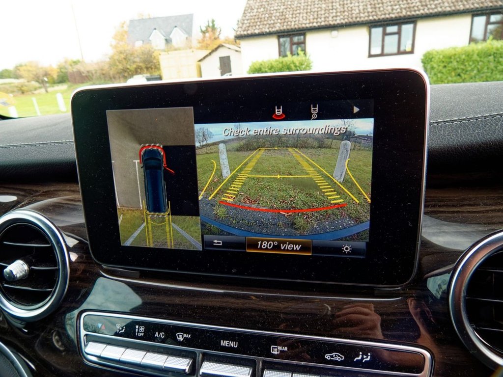 Used Mercedes-Benz V-Class 2016 for sale - 76482189: Photo 44