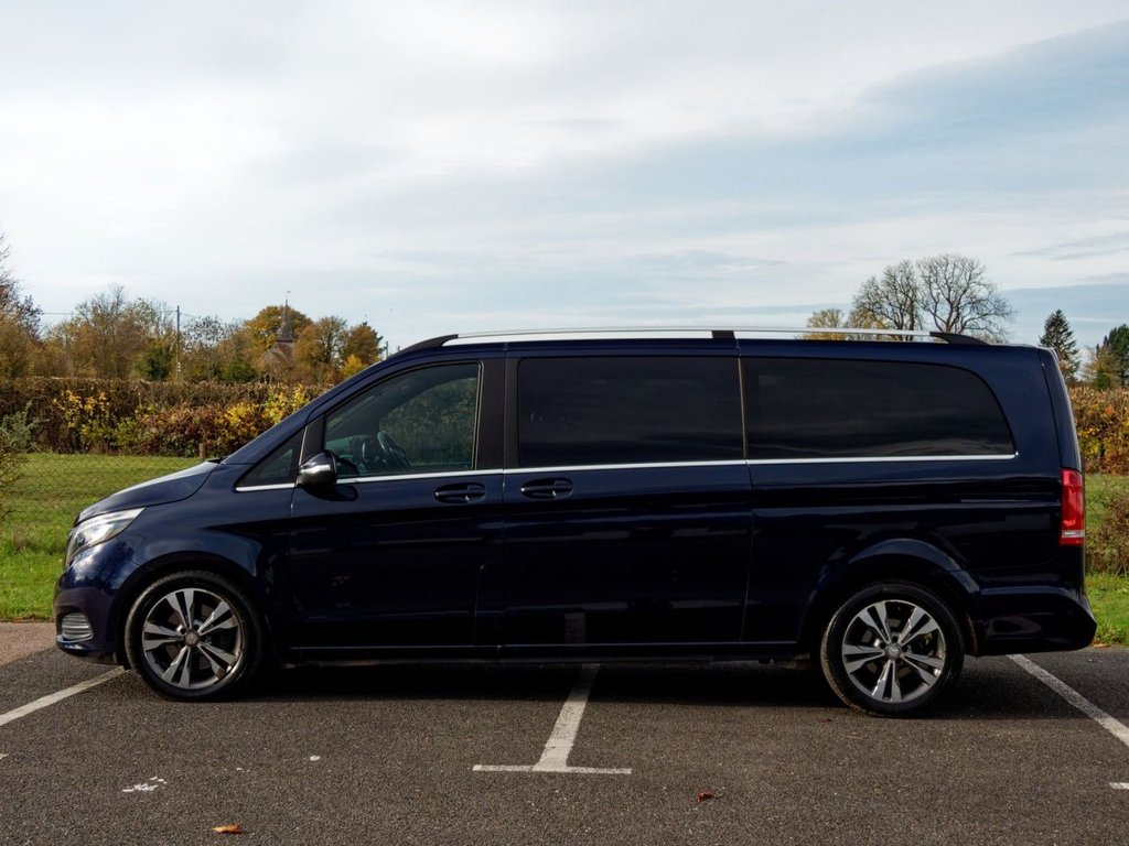 Used Mercedes-Benz V-Class 2016 for sale - 76482189: Photo 6