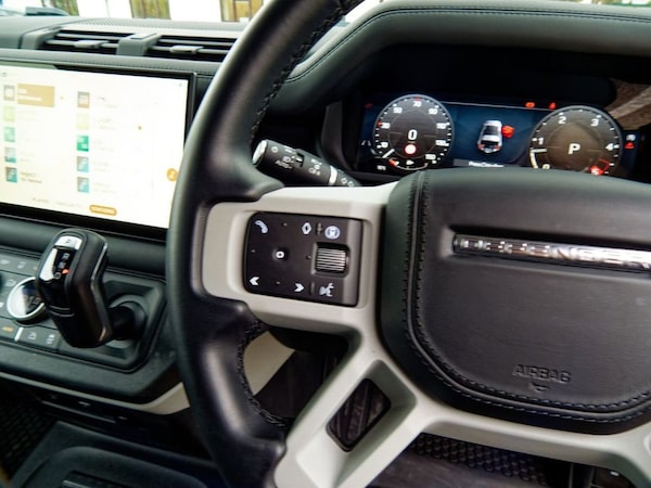 Used Land Rover Defender 2024 for sale - 76223903: Photo 35