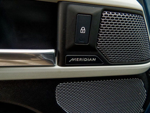 Used Land Rover Defender 2024 for sale - 76223903: Photo 44