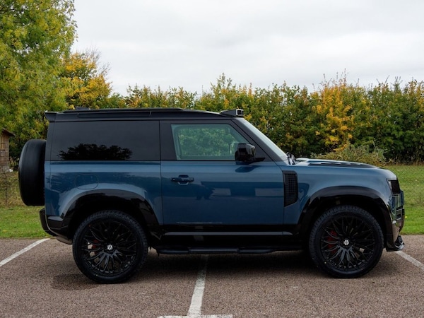 Used Land Rover Defender 2024 for sale - 76223903: Photo 7