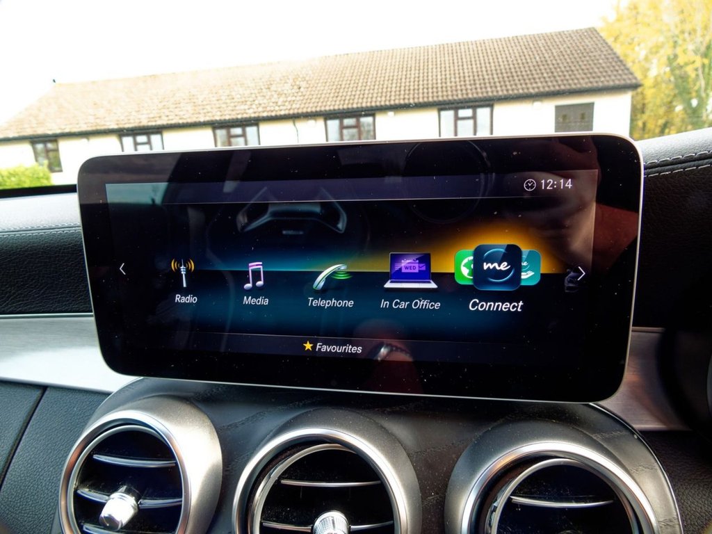 Used Mercedes-Benz C Class 2020 for sale - 76345808: Photo 40