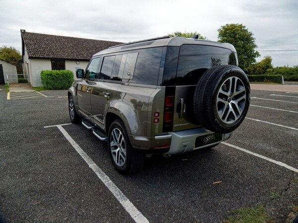 Used Land Rover Defender 2023 for sale - 75516010: Photo 21