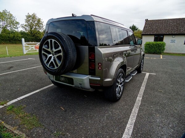 Used Land Rover Defender 2023 for sale - 75516010: Photo 23