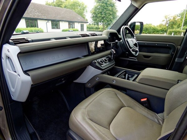 Used Land Rover Defender 2023 for sale - 75516010: Photo 29