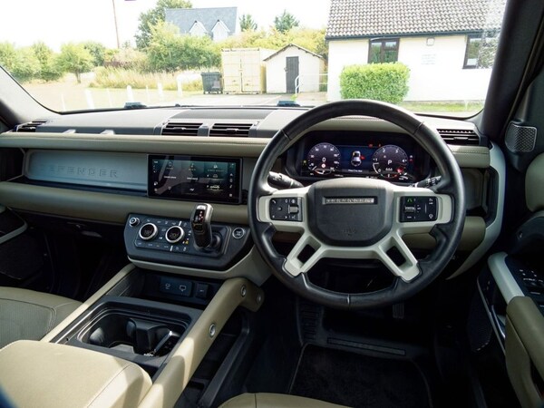 Used Land Rover Defender 2023 for sale - 75516010: Photo 34