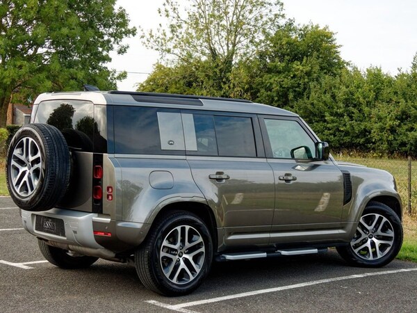 Used Land Rover Defender 2023 for sale - 75516010: Photo 8
