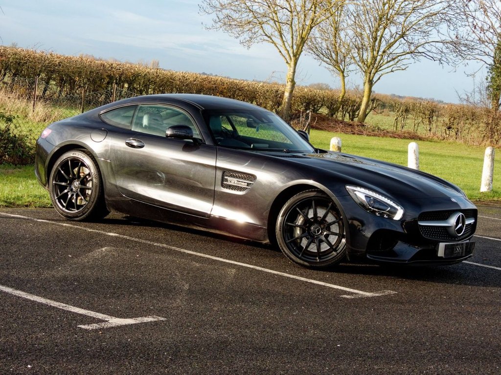 Used Mercedes-Benz AMG GT 2016 for sale - 76867835: Photo 2
