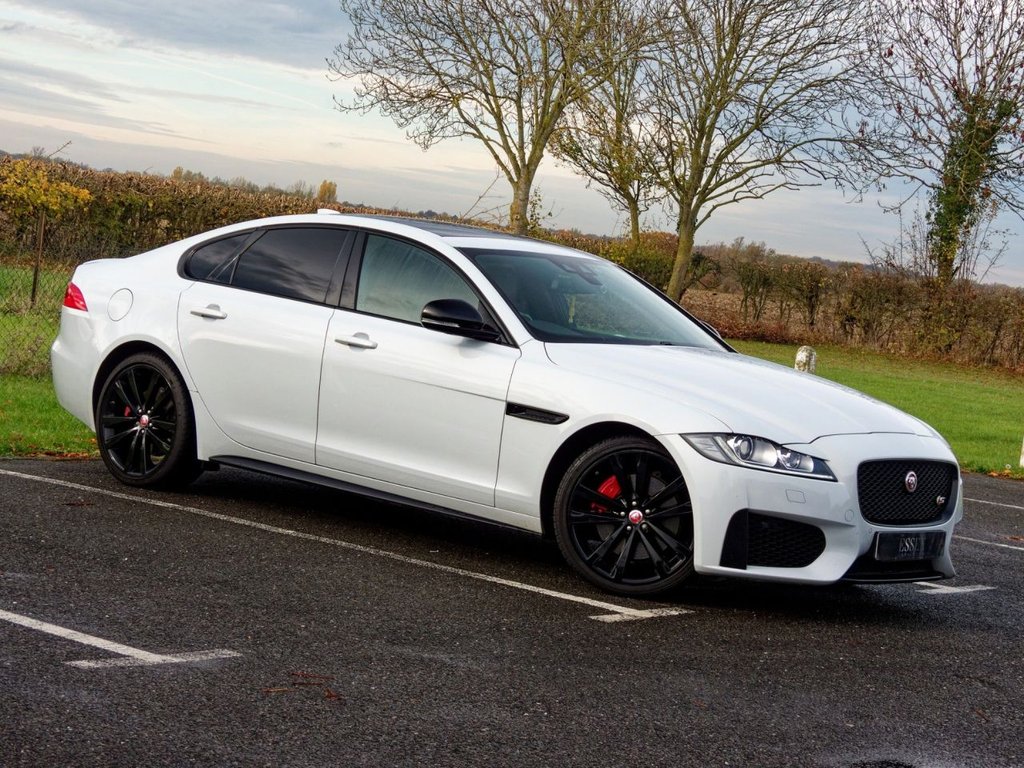 Used Jaguar XF 2016 for sale - 76496437: Photo 2