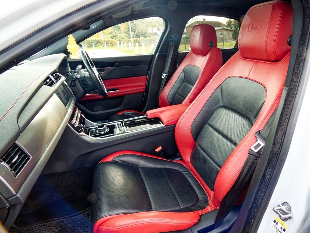 Used Jaguar XF 2016 for sale - 76496437: Photo 29