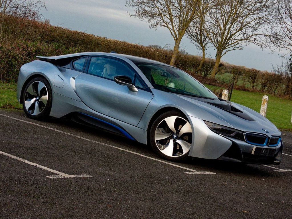 Used BMW i8 2015 for sale - 76923805: Photo 2