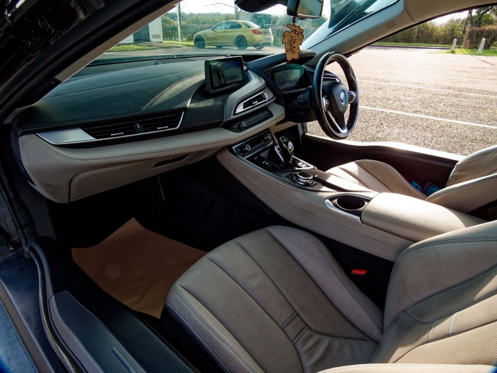 Used BMW i8 2015 for sale - 76923805: Photo 28