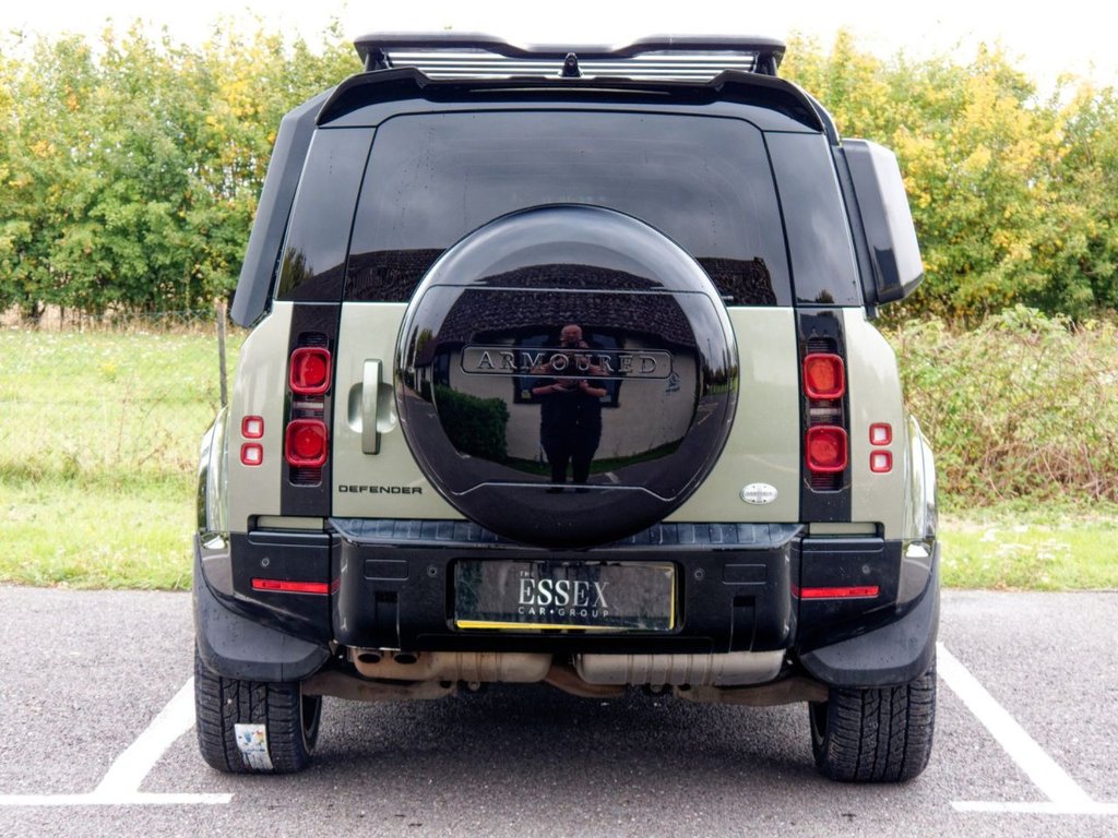 Used Land Rover Defender 2022 for sale - 76210741: Photo 11