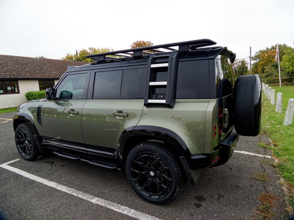 Used Land Rover Defender 2022 for sale - 76210741: Photo 26