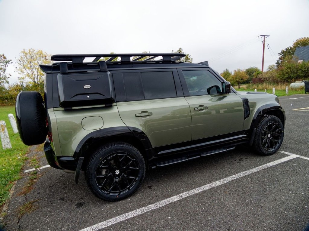 Used Land Rover Defender 2022 for sale - 76210741: Photo 30