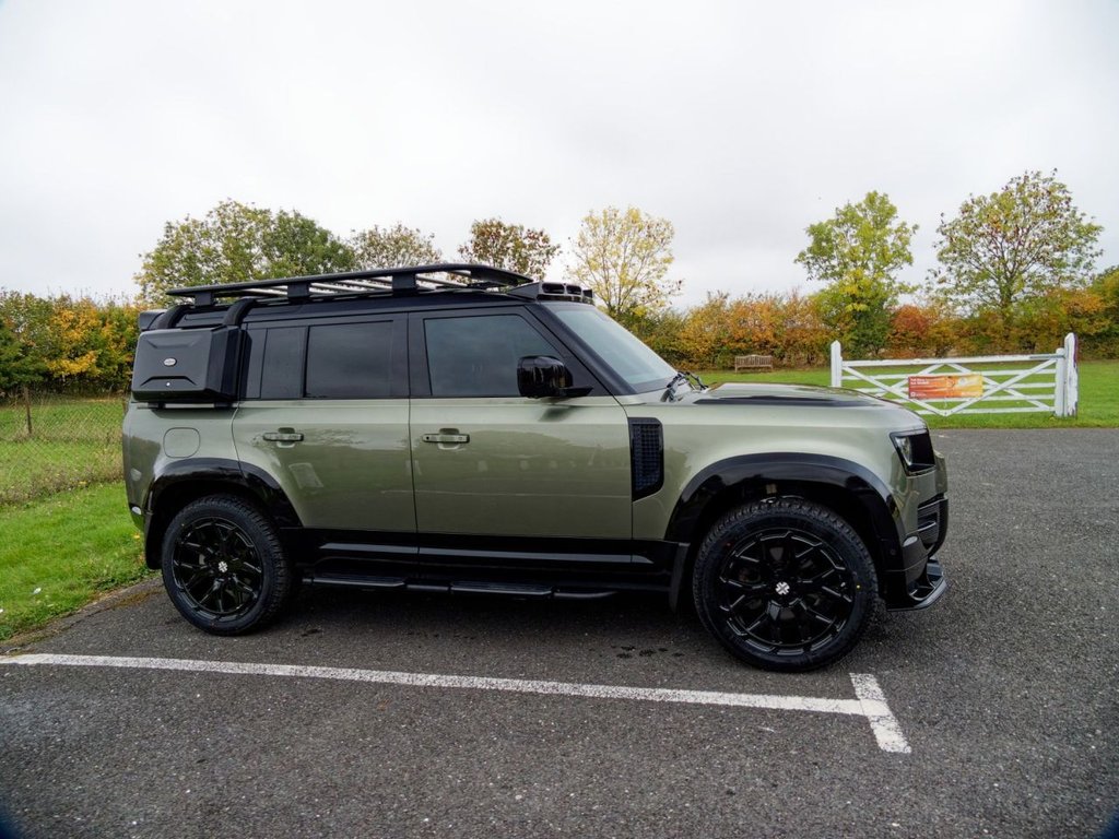 Used Land Rover Defender 2022 for sale - 76210741: Photo 31
