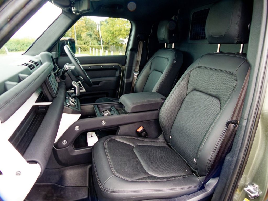 Used Land Rover Defender 2022 for sale - 76210741: Photo 36