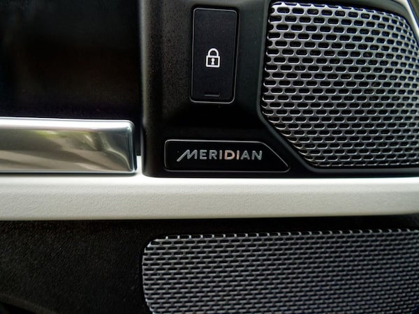 Used Land Rover Defender 2022 for sale - 76210741: Photo 38