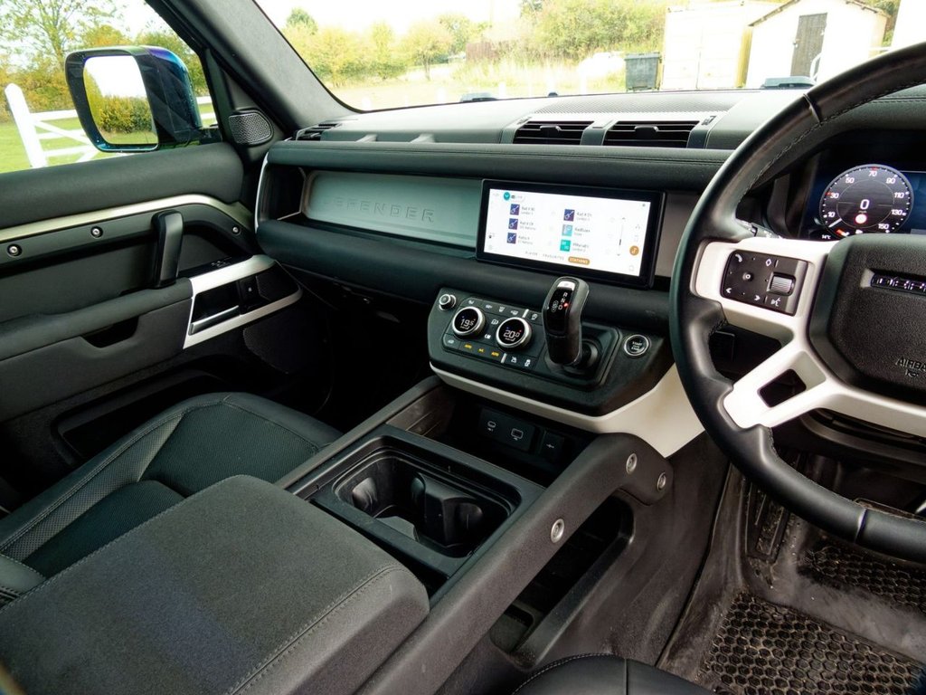 Used Land Rover Defender 2022 for sale - 76210741: Photo 40