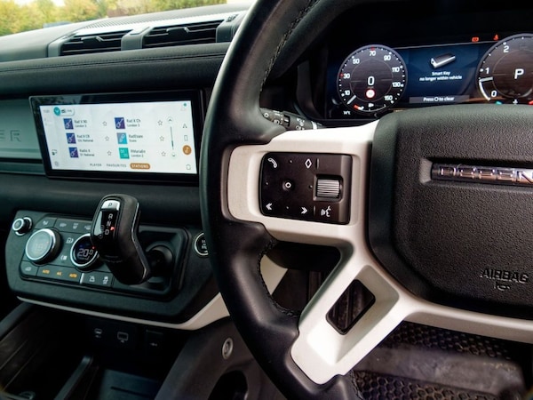 Used Land Rover Defender 2022 for sale - 76210741: Photo 41