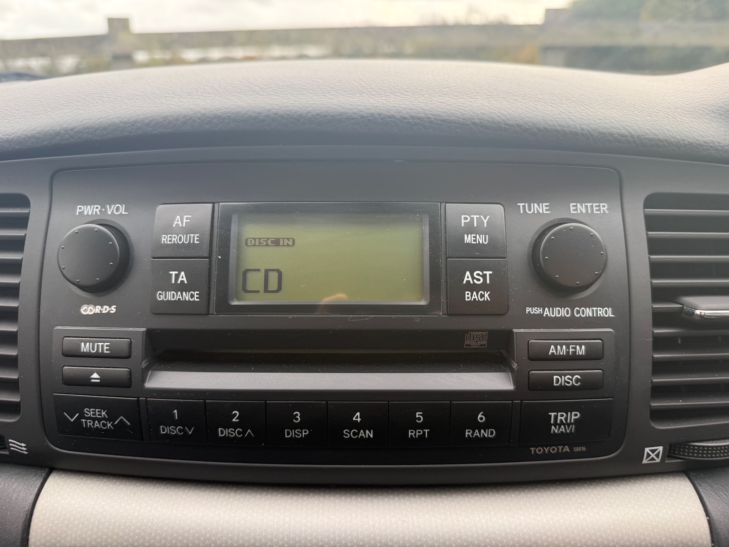 Used Toyota Corolla 2004 for sale - 76429535: Photo 36