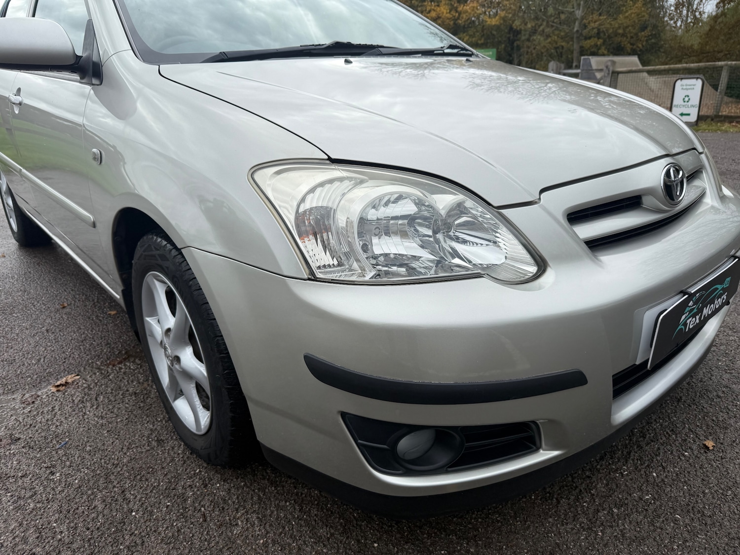 Used Toyota Corolla 2004 for sale - 76429535: Photo 45
